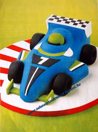 09-versenyauto_torta.jpg